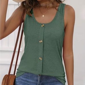 NWT Women's Button Front Crew tank top